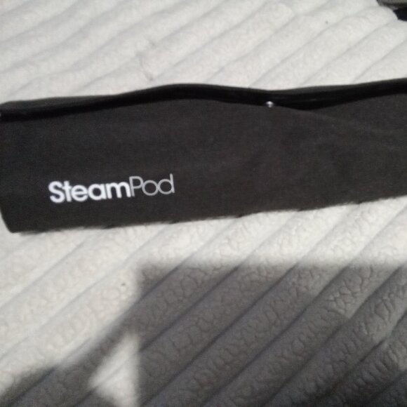 Loreal Accessories - Loreal steam pod pro hair straighter